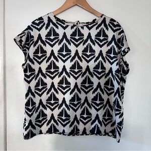 Halogen Top - Like NEW